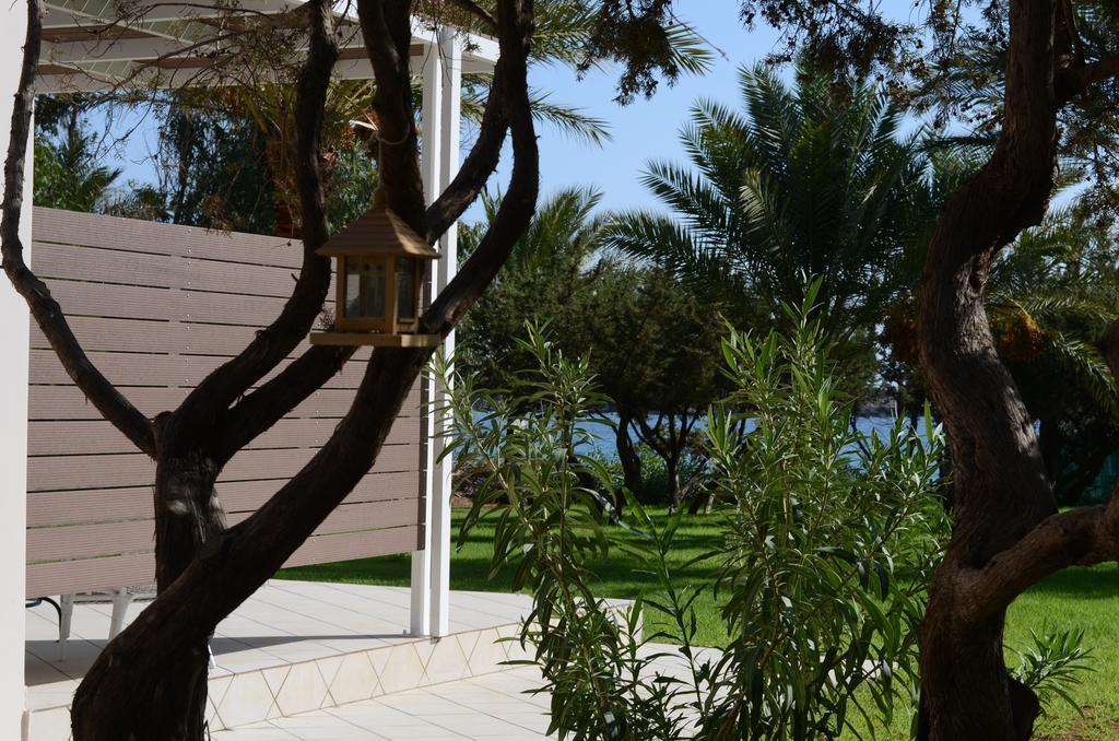 Ktima Grammeno Beachside Villa 팔라이오코라 외부 사진