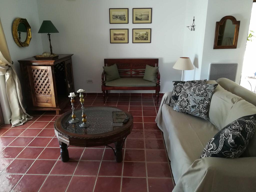 Ktima Grammeno Beachside Villa 팔라이오코라 외부 사진