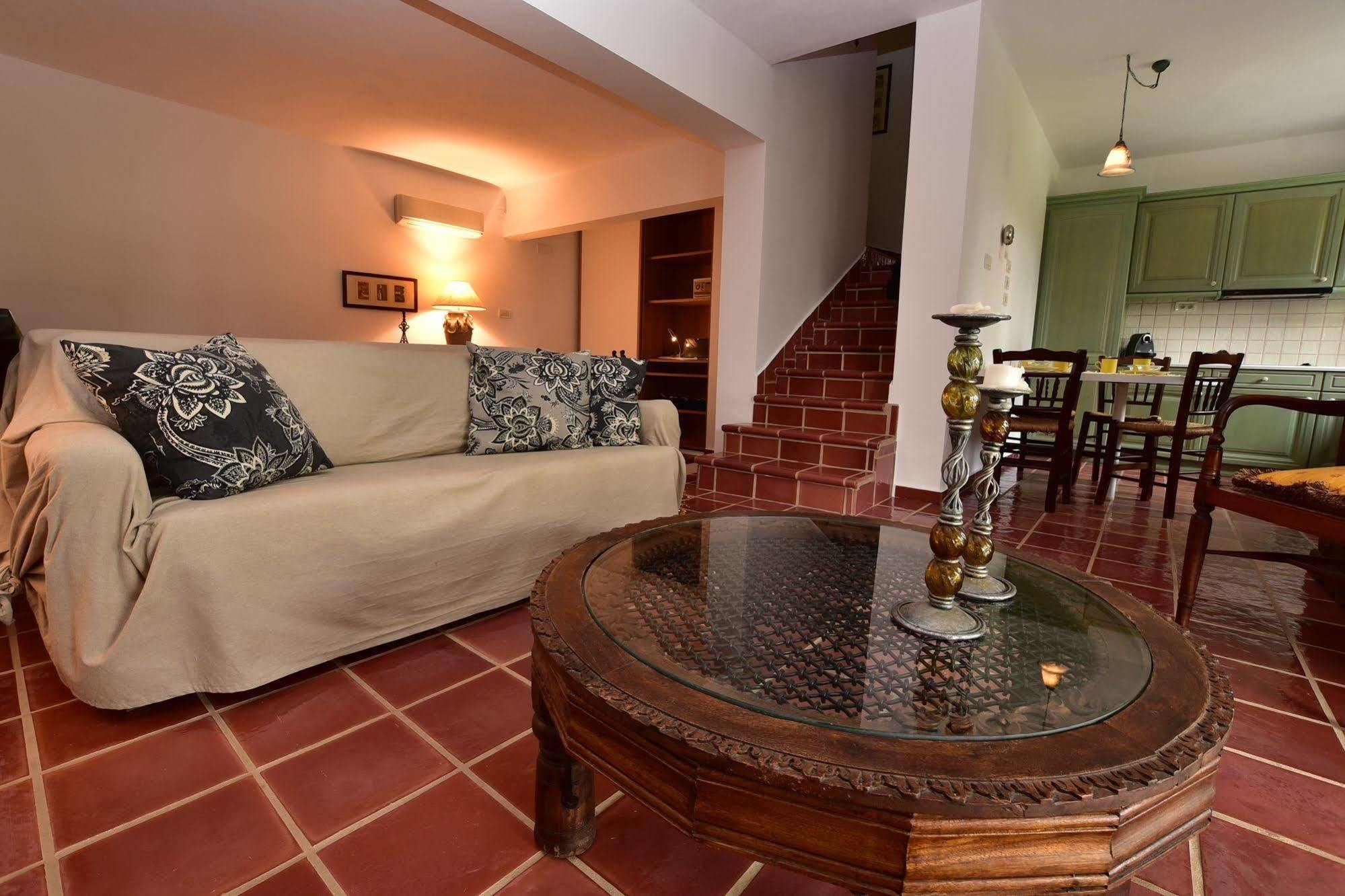 Ktima Grammeno Beachside Villa 팔라이오코라 외부 사진