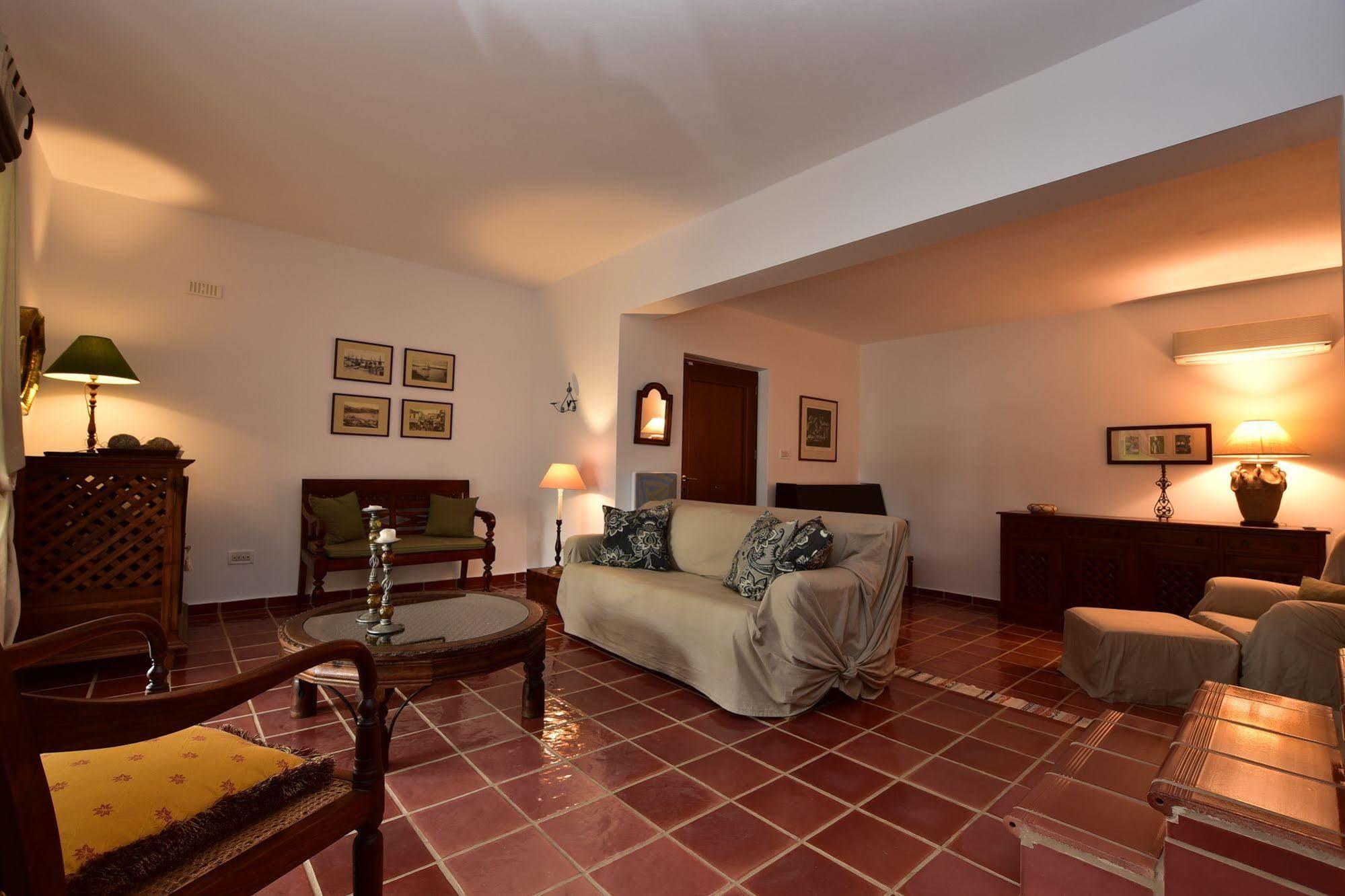 Ktima Grammeno Beachside Villa 팔라이오코라 외부 사진