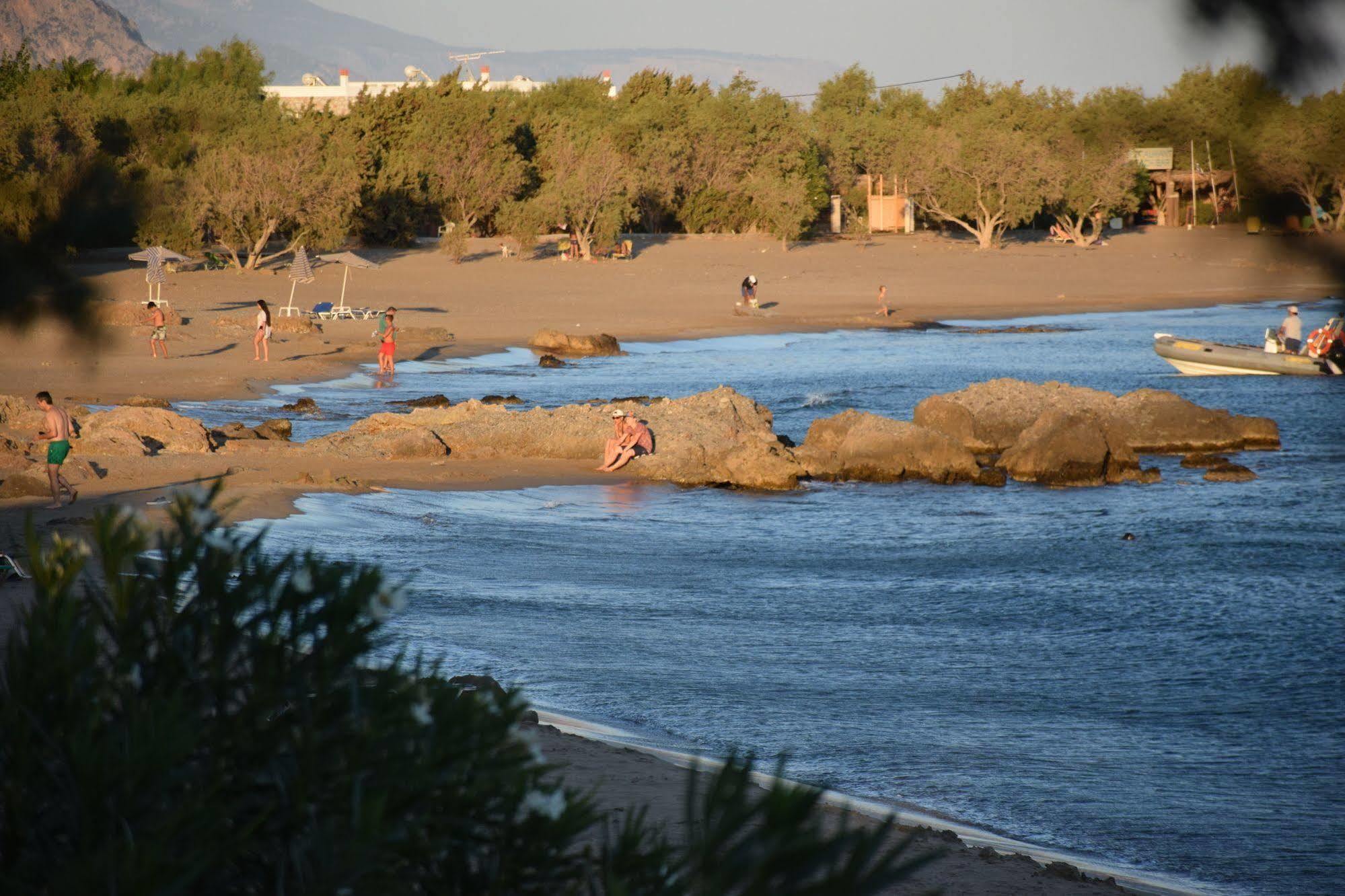 Ktima Grammeno Beachside Villa 팔라이오코라 외부 사진